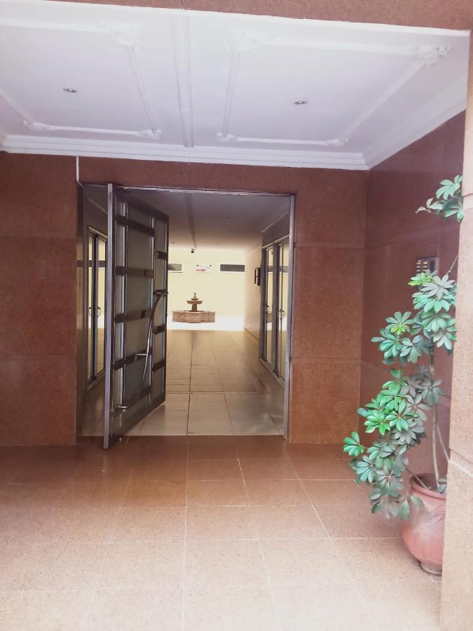 Appart Najia Au Centre Kenitra Avec Grande Terrasse Exterior photo