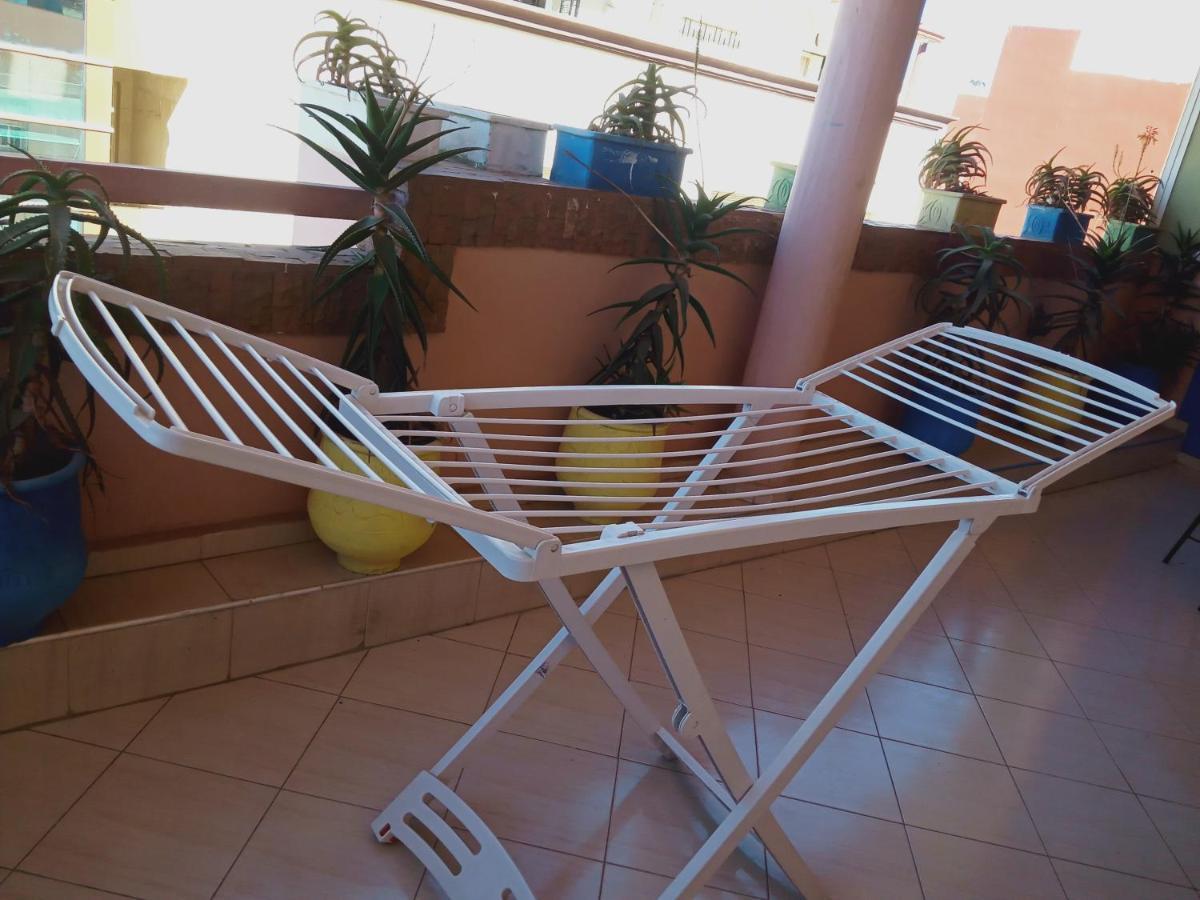 Appart Najia Au Centre Kenitra Avec Grande Terrasse Exterior photo