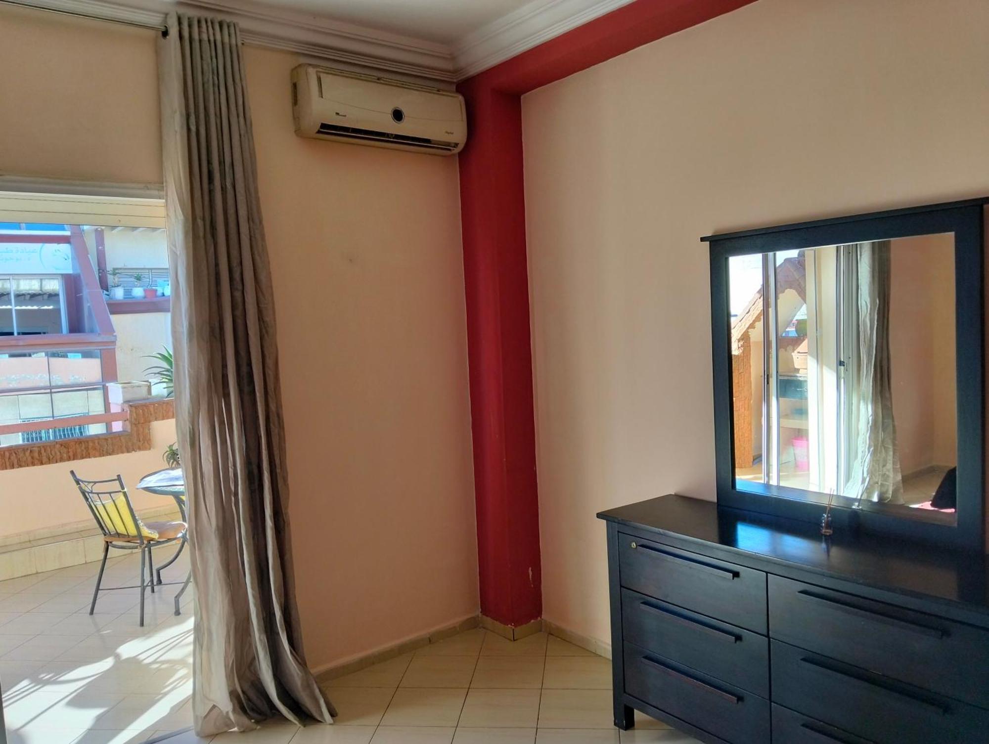 Appart Najia Au Centre Kenitra Avec Grande Terrasse Room photo